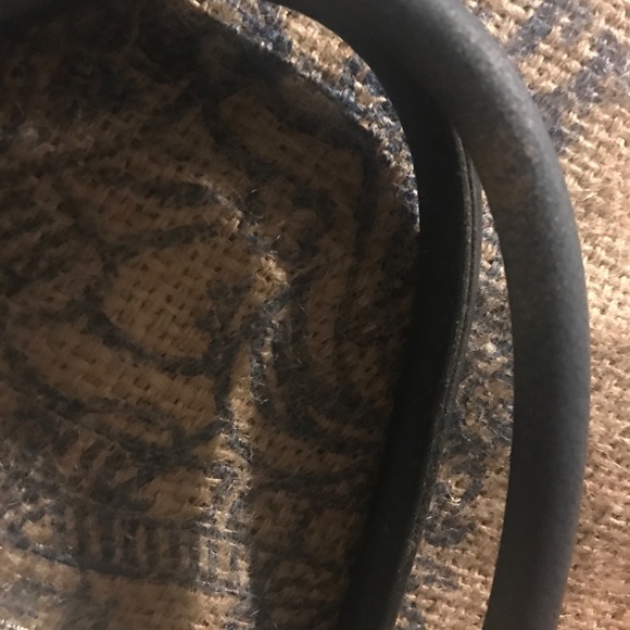 💔Sold💔❗️last price cut❗️VTG Gucci navy print - Picture 7 of 8